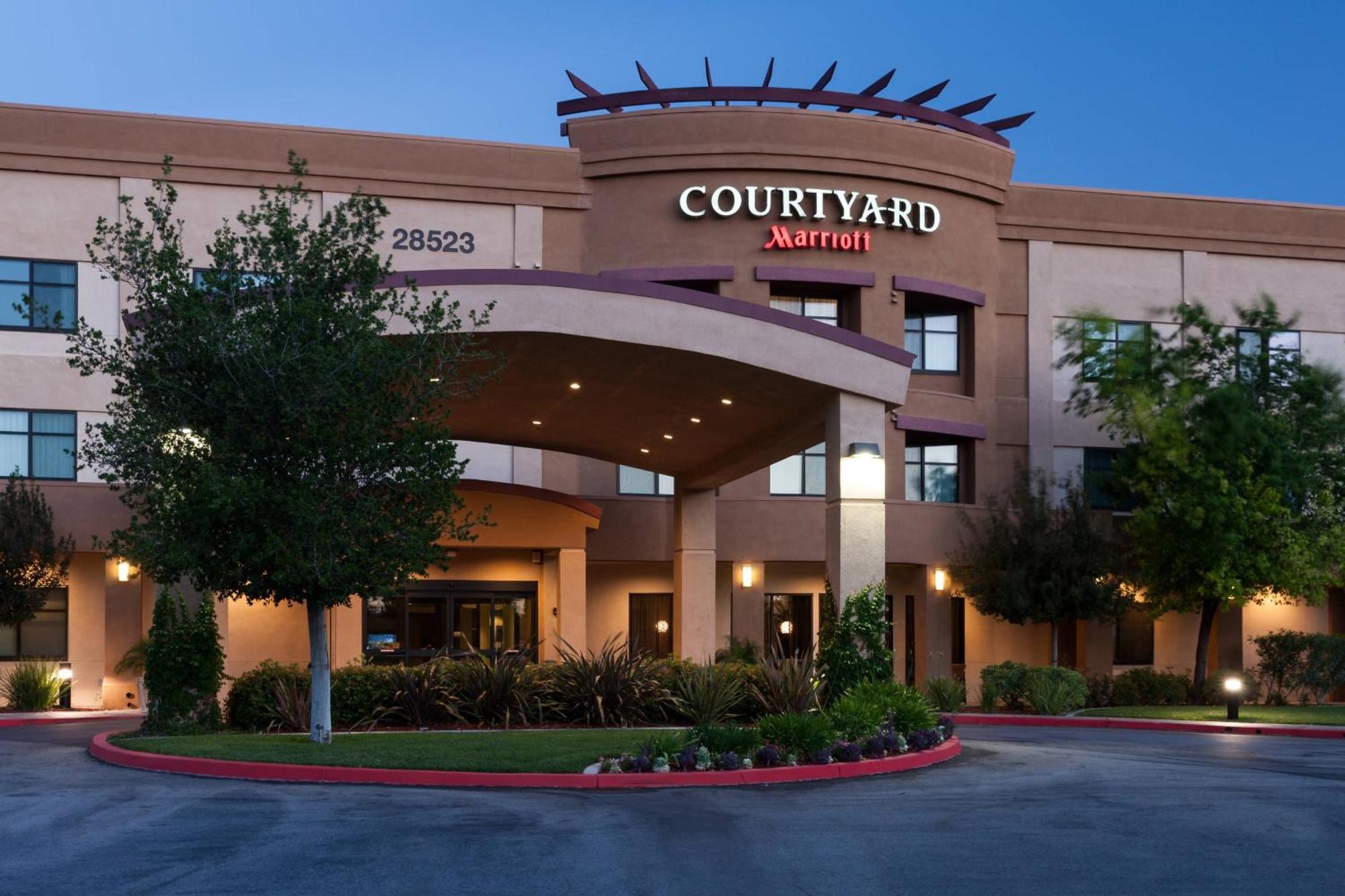 Courtyard By Marriott Santa Clarita Valencia Hotel Exterior photo