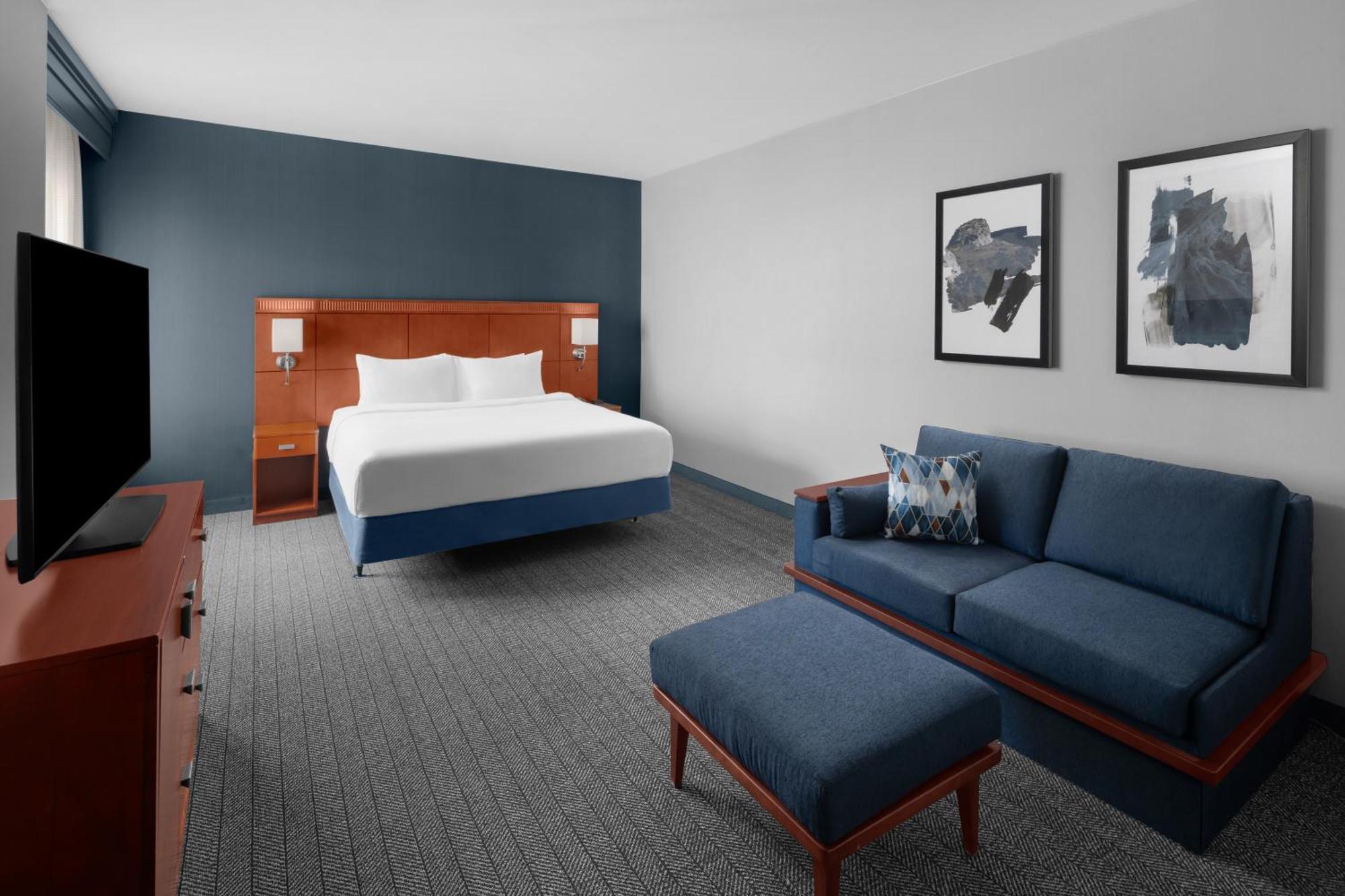 Courtyard By Marriott Santa Clarita Valencia Hotel Exterior photo