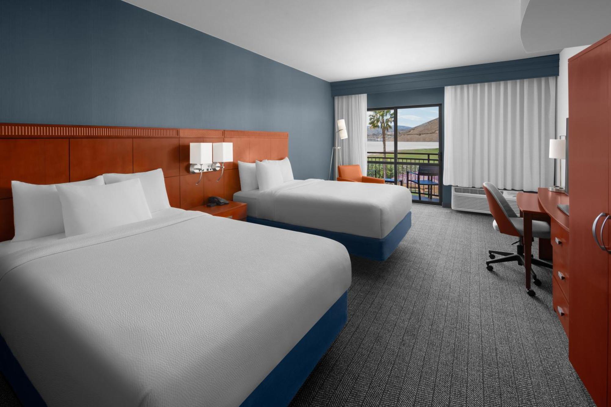 Courtyard By Marriott Santa Clarita Valencia Hotel Exterior photo